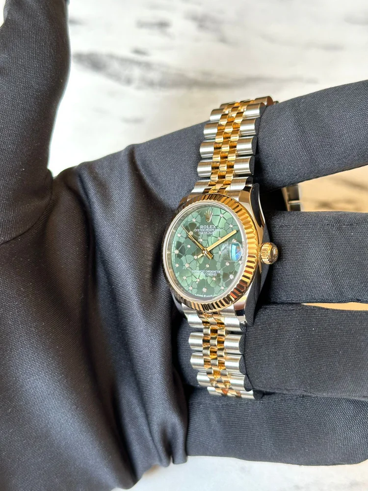 Rolex Datejust 31 full set 2023